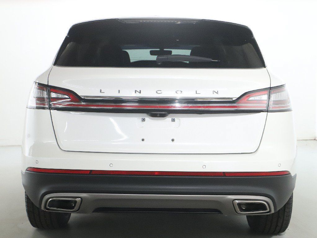 Used 2023 Lincoln Nautilus FWD w/ Premium Package image 42