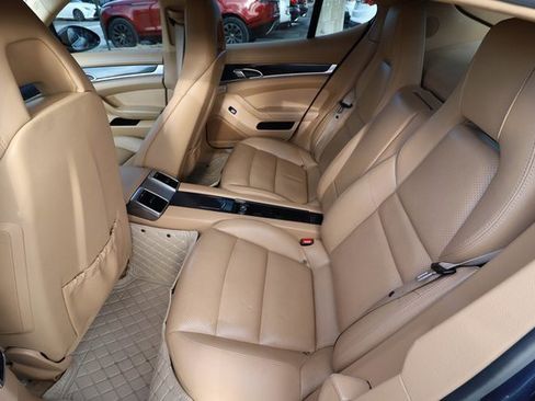 Used 2012 Porsche Panamera 4 image 30