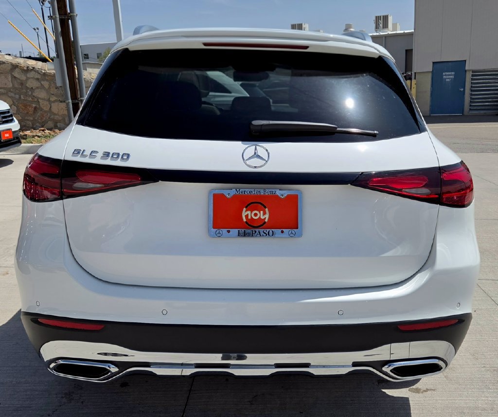Used 2026 Mercedes-Benz GLC 300 image 8