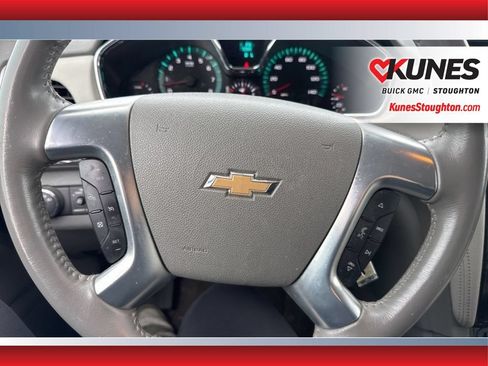 Used 2017 Chevrolet Traverse Premier AWD/4WD image 8