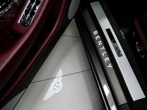 Used 2021 Bentley Continental GT V8 AWD/4WD image 34