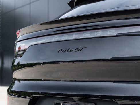 Certified 2023 Porsche Cayenne Turbo GT AWD/4WD image 15