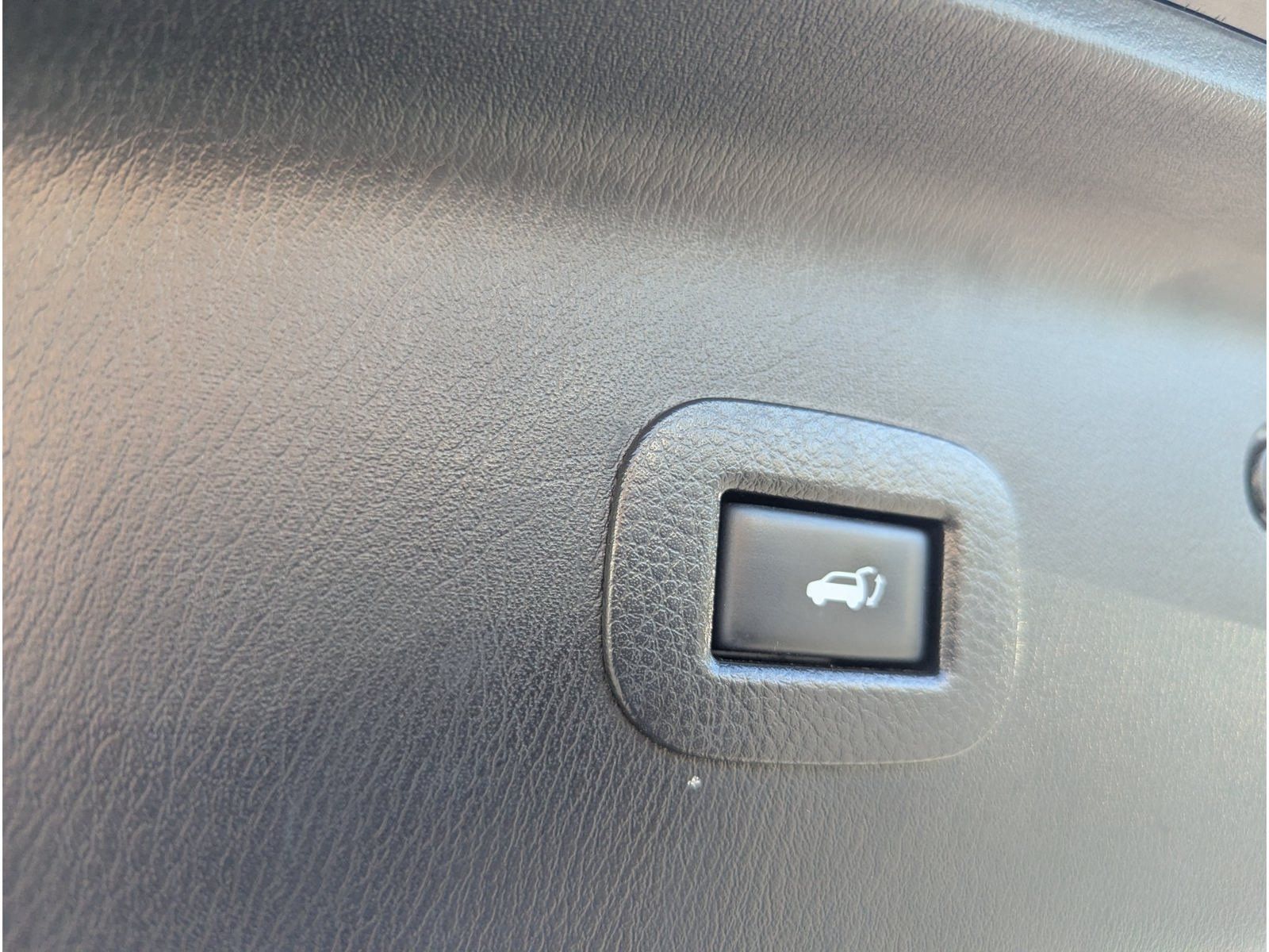 Used 2019 INFINITI QX80 Luxe RWD image 11