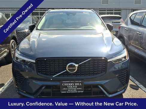 Certified 2024 Volvo XC60 B5 Core w/ Protection Package Premier AWD/4WD image 2