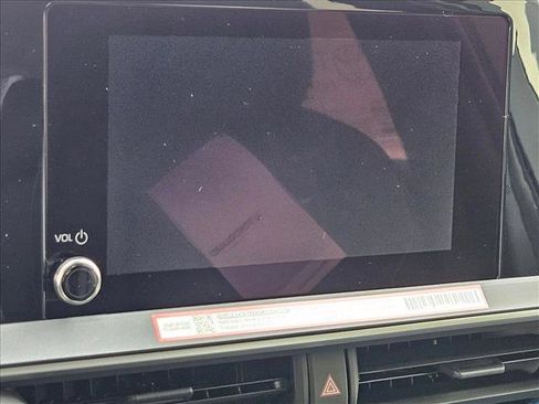 New 2026 Toyota Prius Plug-In Hybrid image 10