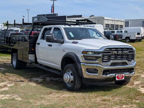 New 2026 RAM 5500 Tradesman image 2