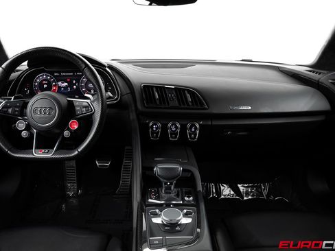 Used 2022 Audi R8 V10 performance image 34