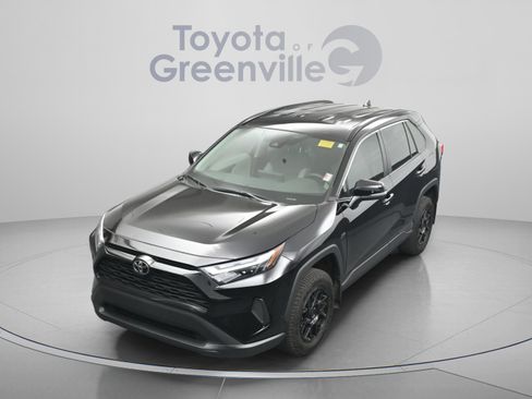 Used 2025 Toyota RAV4 XLE image 24