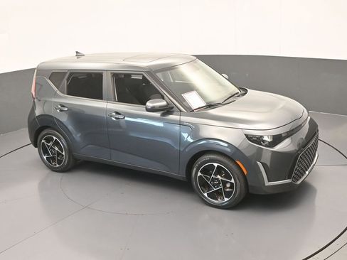 Used 2023 Kia Soul EX image 51