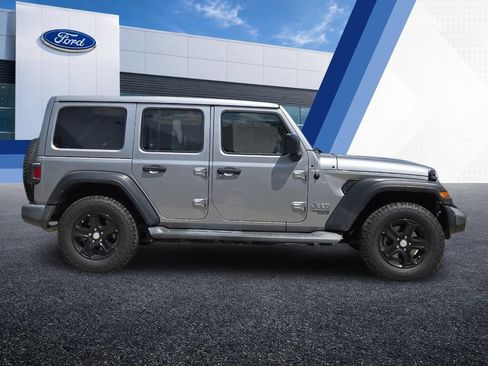 Used 2021 Jeep Wrangler Unlimited Sport w/ Sun And Sound Package AWD/4WD image 6