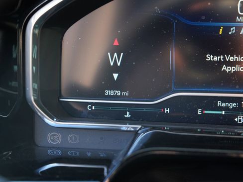 Used 2024 Chevrolet Silverado 1500 RST image 36