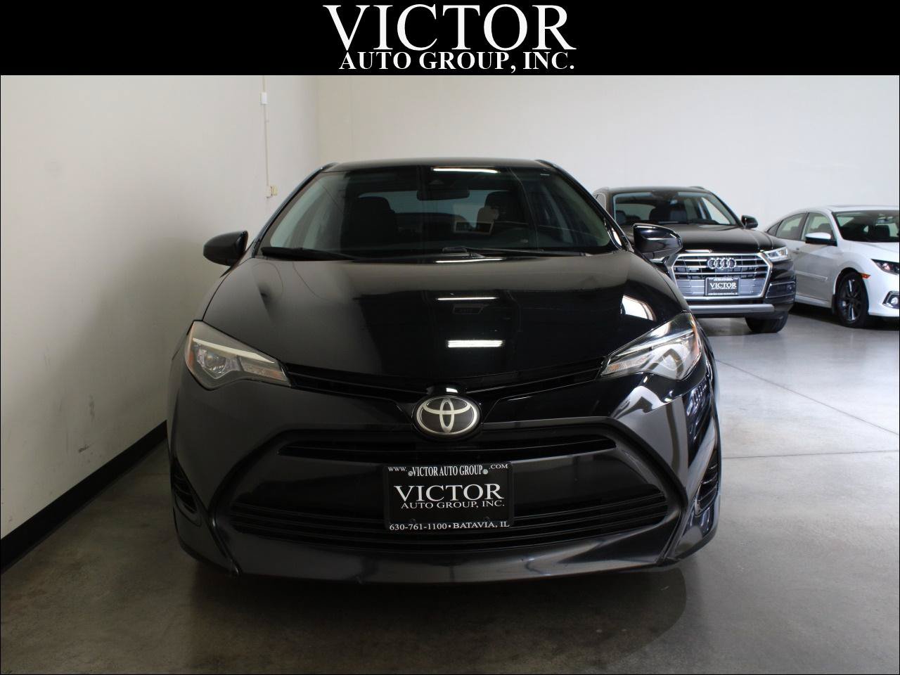 Used 2017 Toyota Corolla LE FWD image 2