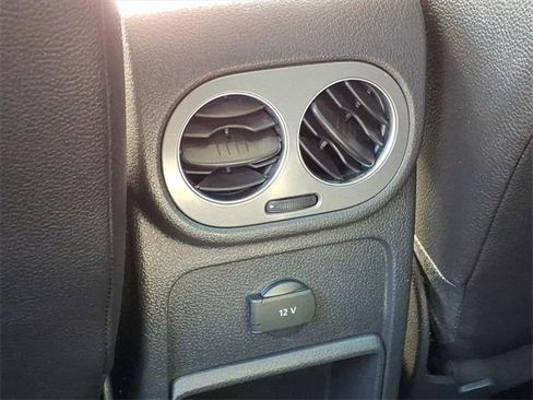 Used 2017 Volkswagen Tiguan Wolfsburg Edition image 11