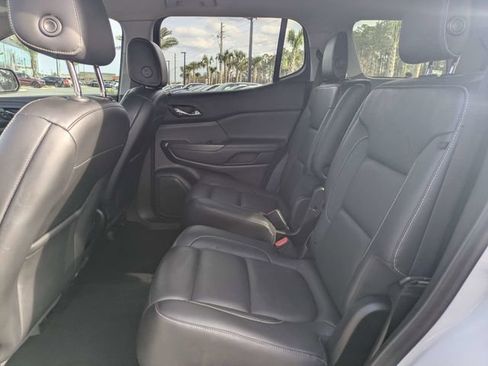 Used 2019 GMC Acadia SLT w/ Black Edition image 13