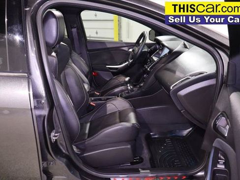 Used 2015 Ford Focus ST w/ Equipment Group 402A FWD image 35