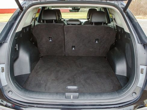 Used 2023 Kia Sportage SX image 5