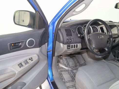 Used 2008 Toyota Tacoma PreRunner image 41