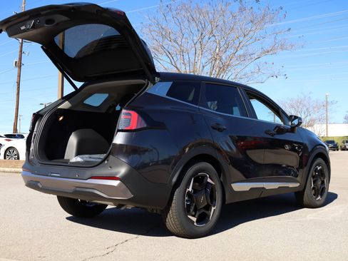 New 2026 Kia Sportage EX image 3