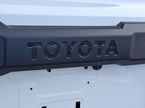 Certified 2025 Toyota 4Runner 2WD image 28