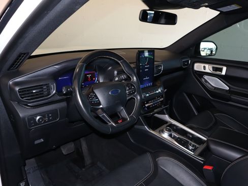 Used 2020 Ford Explorer ST w/ Premium Technology Package AWD/4WD image 21