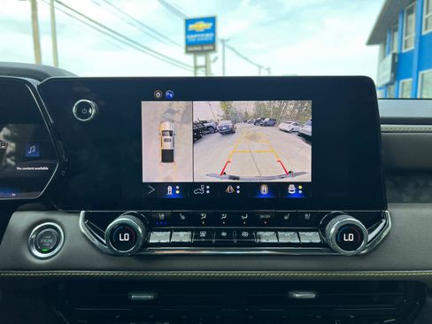 Used 2025 Chevrolet Colorado ZR2 w/ ZR2 Bison Edition image 27