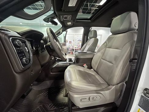 Certified 2022 Chevrolet Silverado 2500 LTZ w/ LTZ Premium Package image 11