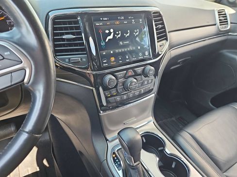 Certified 2022 Jeep Grand Cherokee Limited AWD/4WD image 19