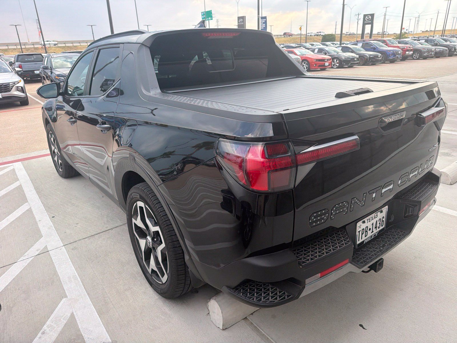 Used 2023 Hyundai Santa Cruz Limited w/ Cargo Package AWD/4WD image 8