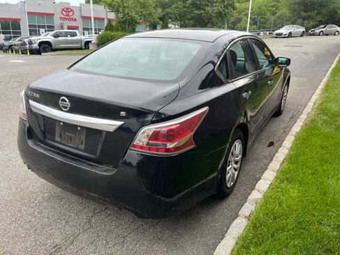 Used 2015 Nissan Altima 2.5 S w/ Power Driver Seat Package FWD image 4