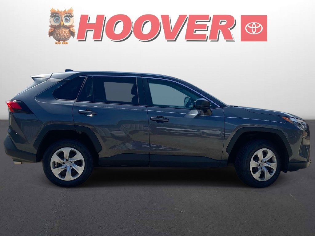 Used 2023 Toyota RAV4 LE FWD image 2