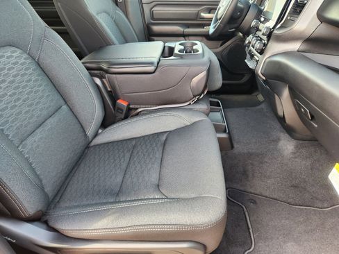 New 2026 RAM 1500 Express image 13