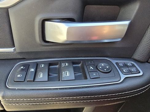 Used 2024 RAM 2500 Big Horn w/ Bed Utility Group image 19