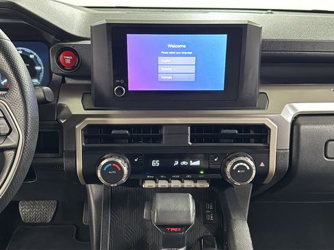 Certified 2024 Toyota Tacoma TRD Off-Road image 10