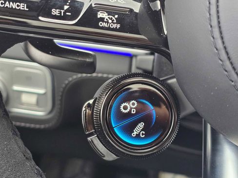 New 2025 Mercedes-Benz GLE 63 AMG S image 29