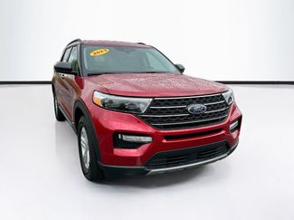 Used 2023 Ford Explorer XLT w/ Equipment Group 202A AWD/4WD video 3