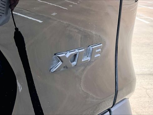 Used 2024 Toyota RAV4 XLE Premium FWD image 10