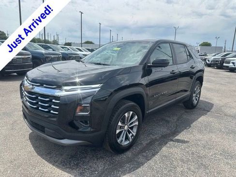 New 2026 Chevrolet Equinox LT w/ Convenience Package II FWD image 7