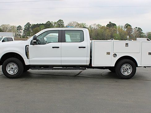 Used 2024 Ford F350 XL w/ XL Driver Assist Package AWD/4WD image 7