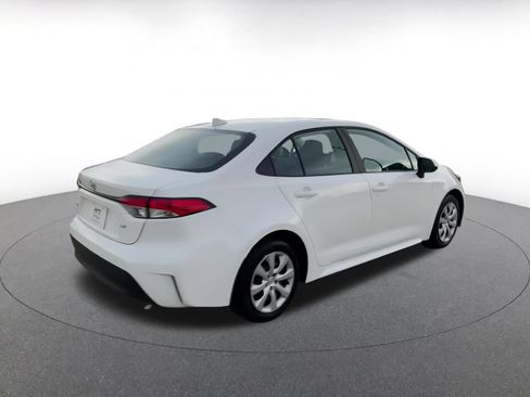 Used 2025 Toyota Corolla LE image 15