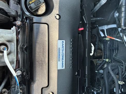 Used 2017 Honda CR-V LX image 44