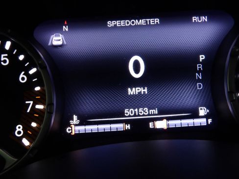 Used 2021 Jeep Renegade Limited w/ Sun & Sound Group AWD/4WD image 28