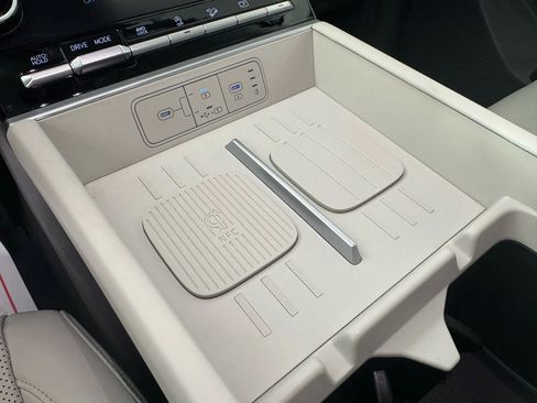 Used 2026 Hyundai Santa Fe SEL image 21