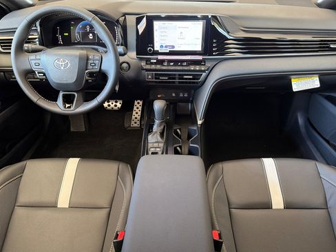 New 2026 Toyota Camry SE FWD image 9