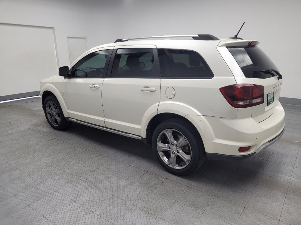Used 2017 Dodge Journey Crossroad FWD image 3