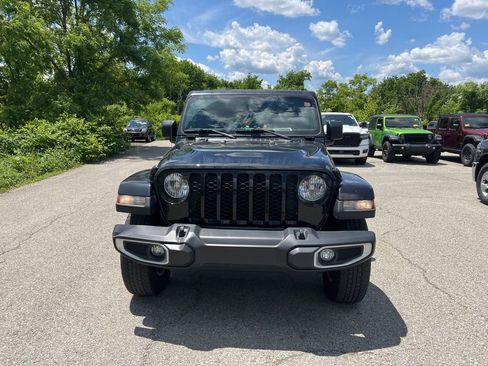 Used 2020 Jeep Gladiator Sport w/ Quick Order Package 24S AWD/4WD image 5