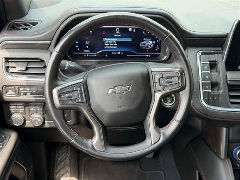 Used 2023 Chevrolet Suburban RST w/ Luxury Package AWD/4WD image 17