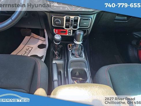 Used 2023 Jeep Wrangler Unlimited Rubicon image 7