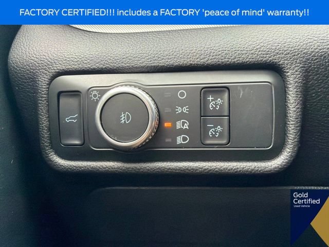 Used 2022 Ford Explorer XLT w/ Equipment Group 202A AWD/4WD image 35
