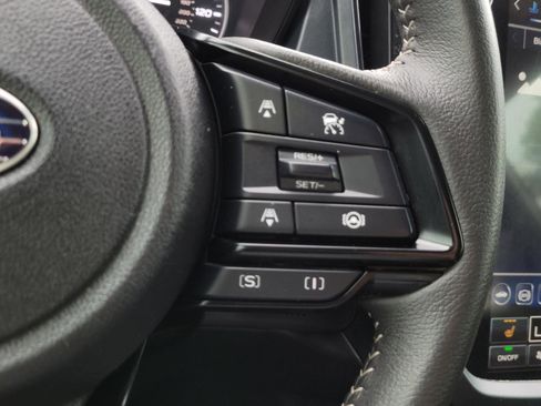 Certified 2025 Subaru Forester Premium image 8