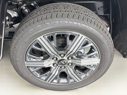 New 2026 Toyota Tundra Capstone AWD/4WD image 32